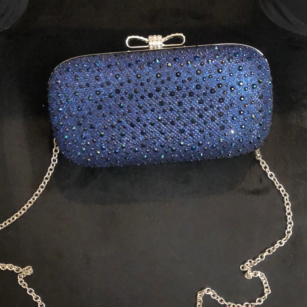 Clutch purse